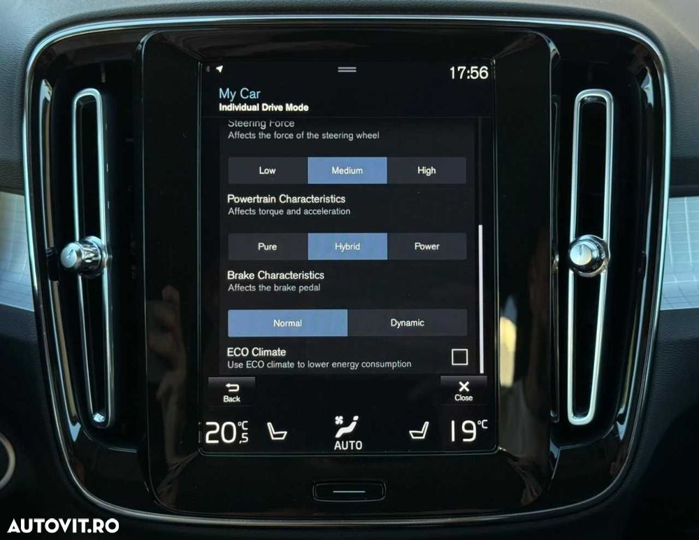 Volvo XC 40 Recharge T4 Twin Engine AT7 Inscription Expression - 31