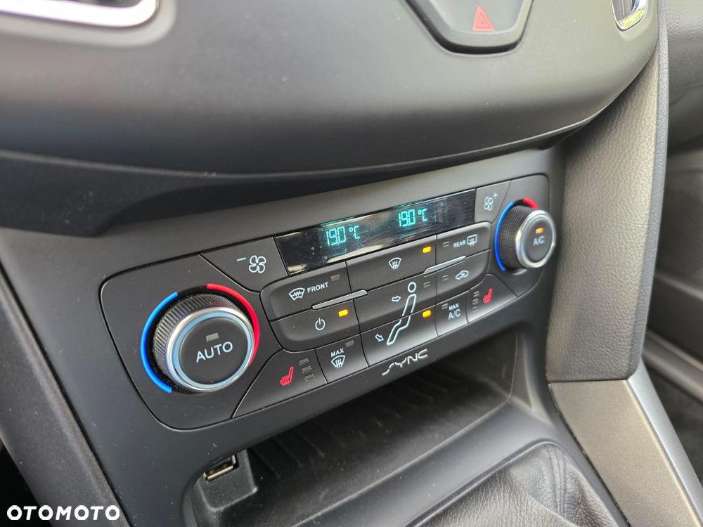 Ford Focus 1.0 EcoBoost Gold X (Edition Start) - 31