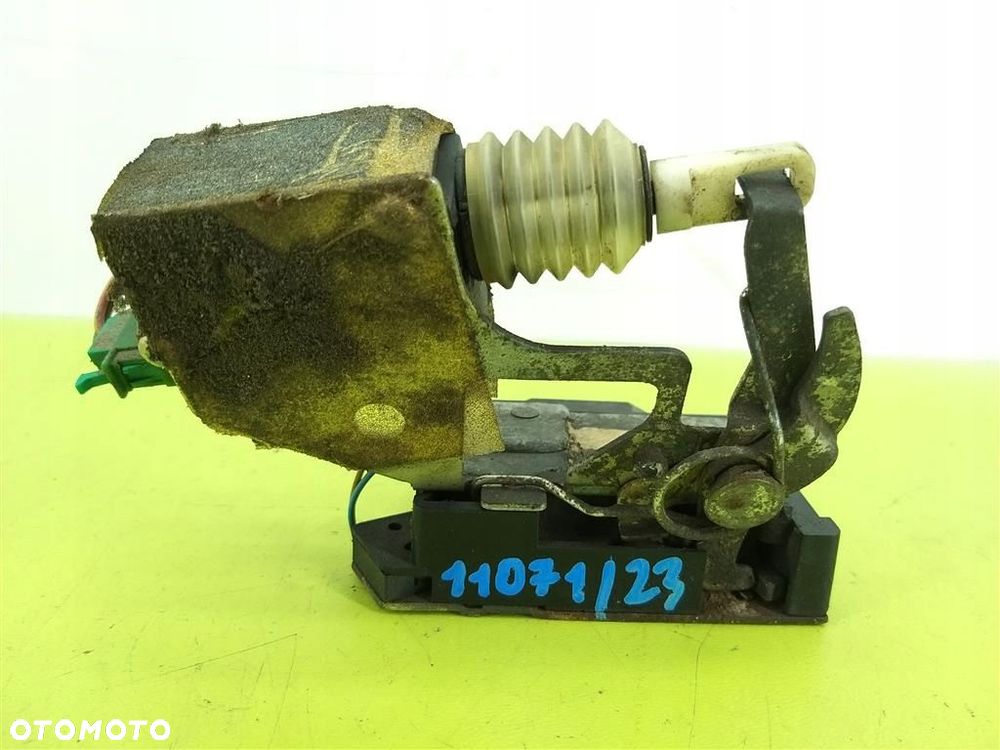 Zamek klapy tylnej VW Sharan I 1995-1999 GALAXY MK 1 ALHAMBRA 2 PINY - 4