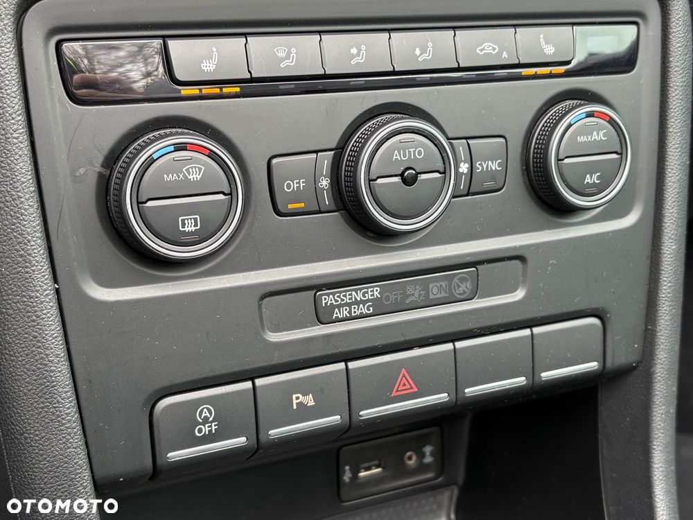 Volkswagen Beetle 1.4 TSI Blue Motion Technologie Design - 27