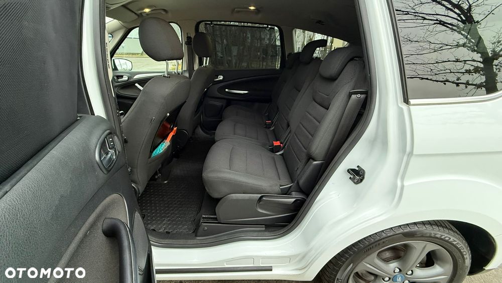 Ford S-Max 2.0 TDCi DPF Titanium - 24