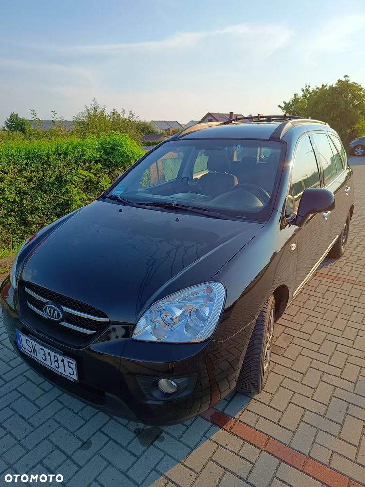 Kia Carens 2.0 EX - 1