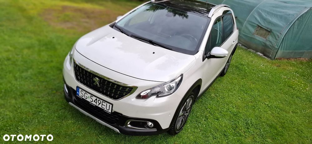 Peugeot 2008 1.2 Pure Tech GPF Allure S&S EAT6 - 18
