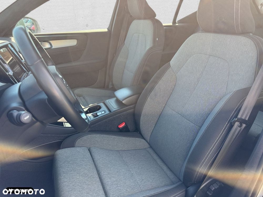 Volvo XC 40 - 12