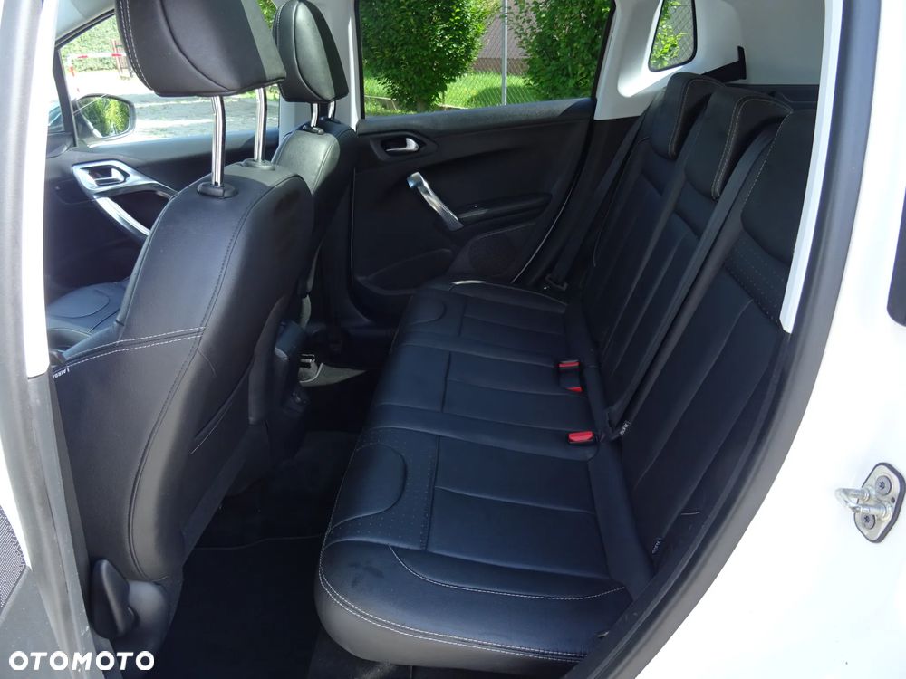 Peugeot 2008 e-HDi FAP 115 STOP & START Allure - 10