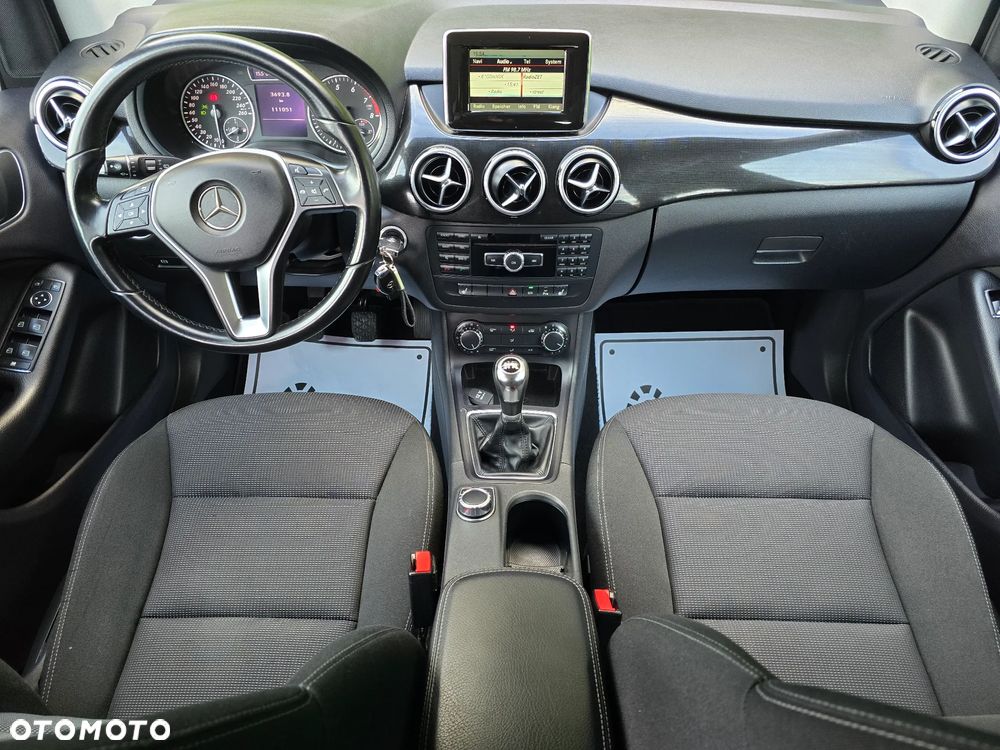 Mercedes-Benz Klasa B 180 (BlueEFFICIENCY) - 19