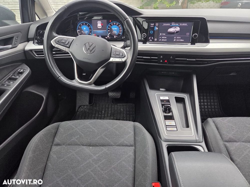 VOLKSWAGEN Golf 2022 — imagine 22