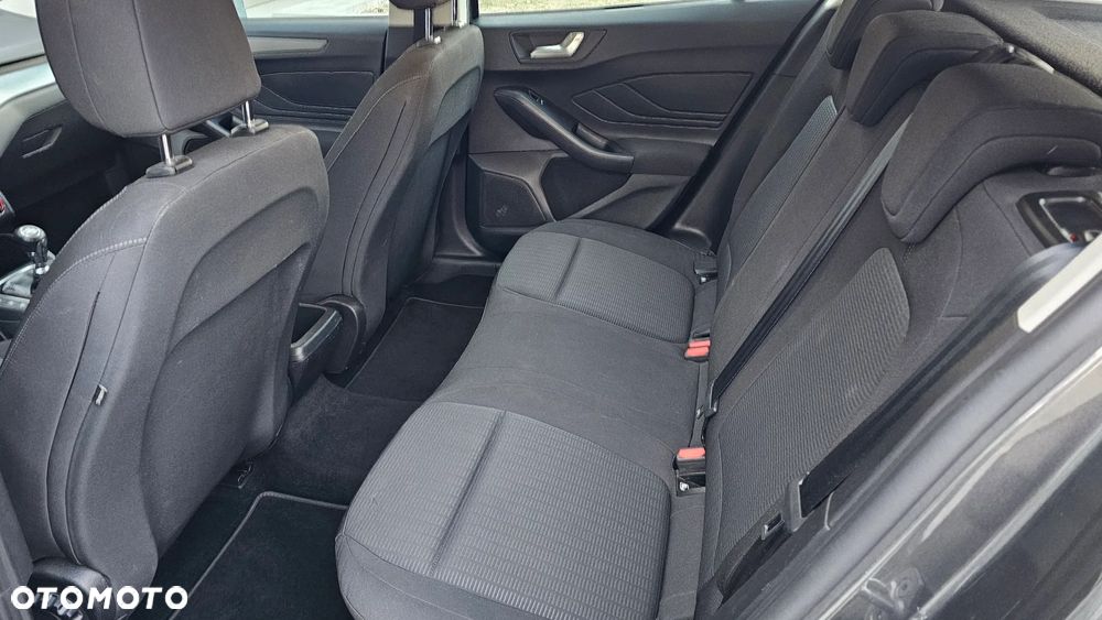 Ford Focus 1.0 EcoBoost Trend Edition Business - 13