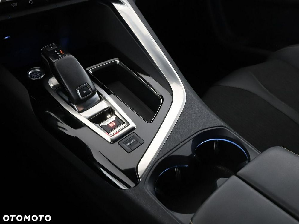 Peugeot 5008 1.5 BlueHDi GT S&S EAT8 - 31