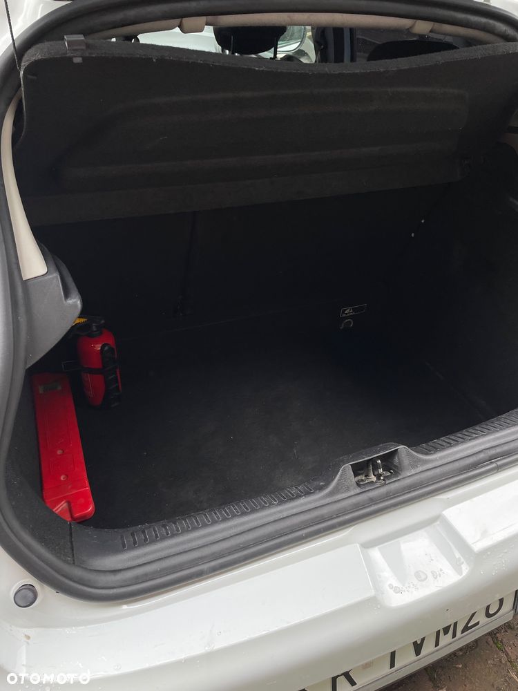 Renault Clio - 12