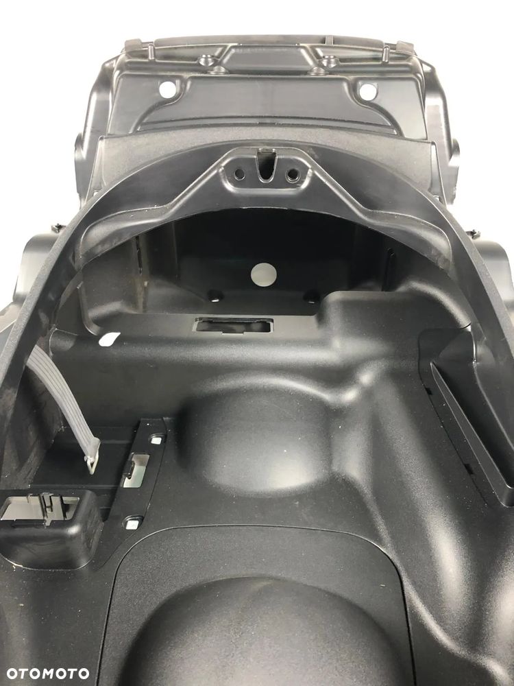 Piaggio MP3 400 530 Wypełnienie Kufer Schowek Pod Siedzenie - 14
