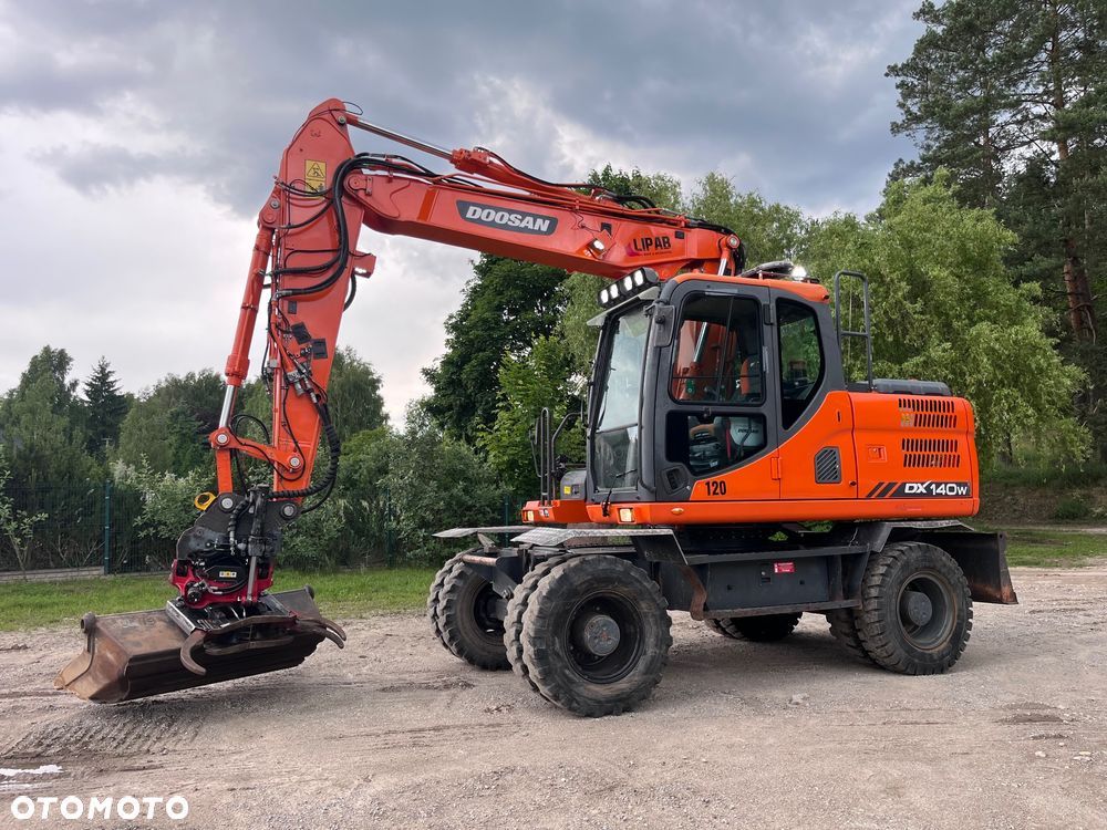 Doosan DX140W-3 - 2