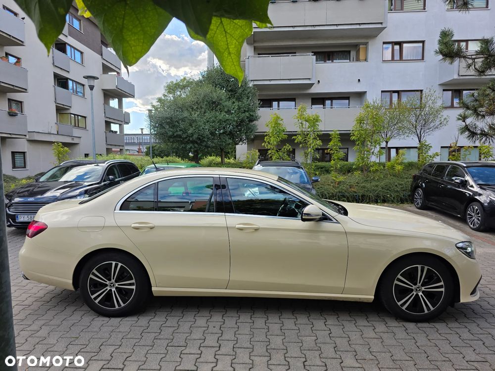 Mercedes-Benz Klasa E 220 d 4Matic 9G-TRONIC Avantgarde - 13