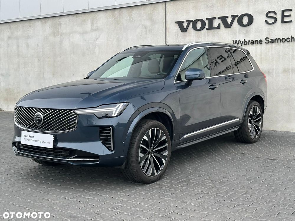 Volvo XC 90 - 9