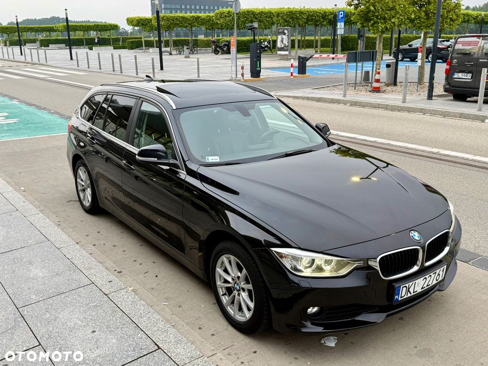 BMW Seria 3 320d Efficient Dynamics Edition - 8