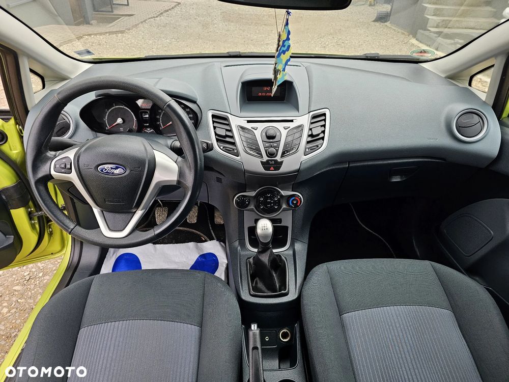 Ford Fiesta - 8