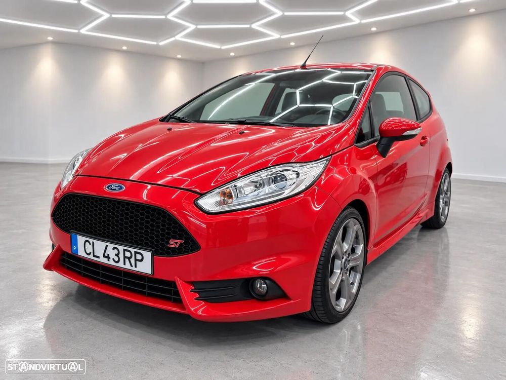 Ford Fiesta 1.6 EcoBoost c/ Pack Pele Desportiva ST - 2