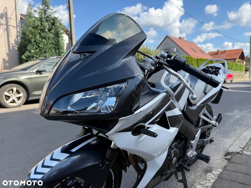 Honda CBR - 14