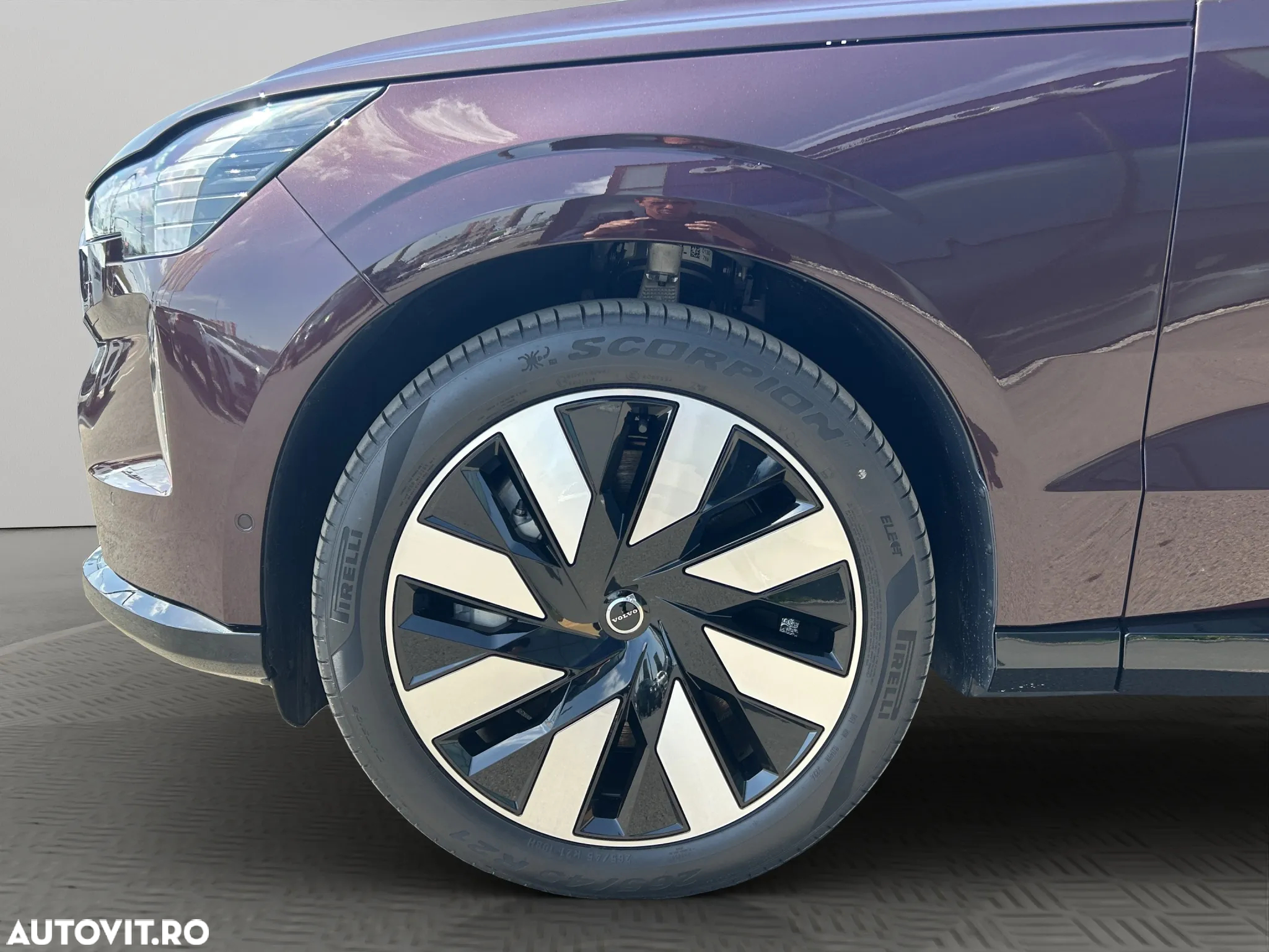 Volvo EX90 - 20