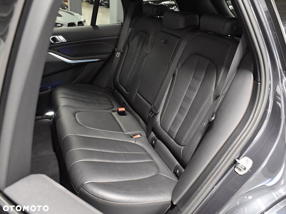 BMW X5 - 12