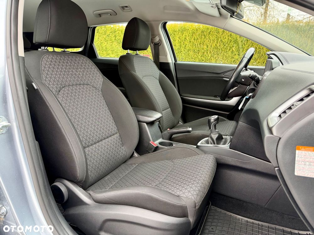 Kia Ceed 1.6 CRDi SCR M - 14