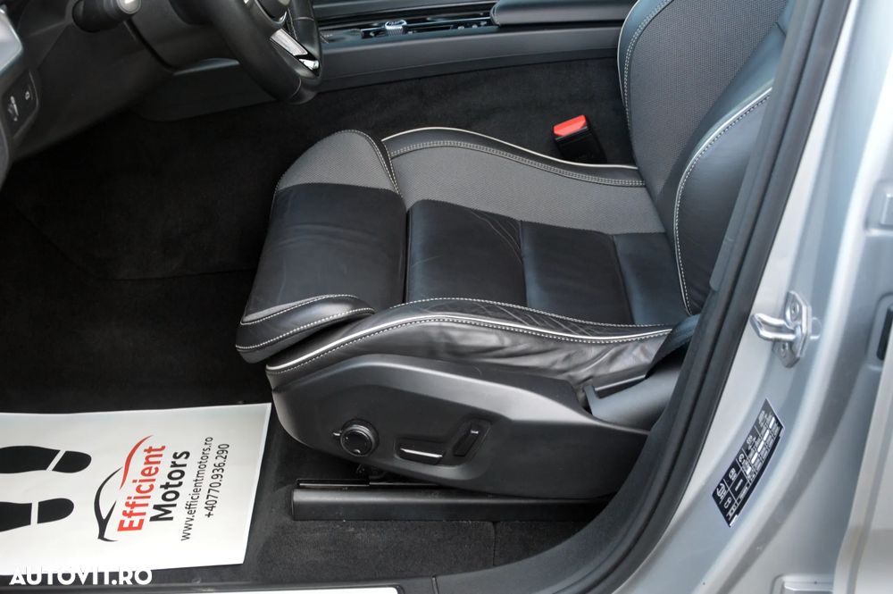 Volvo XC 60 D4 R-Design - 29