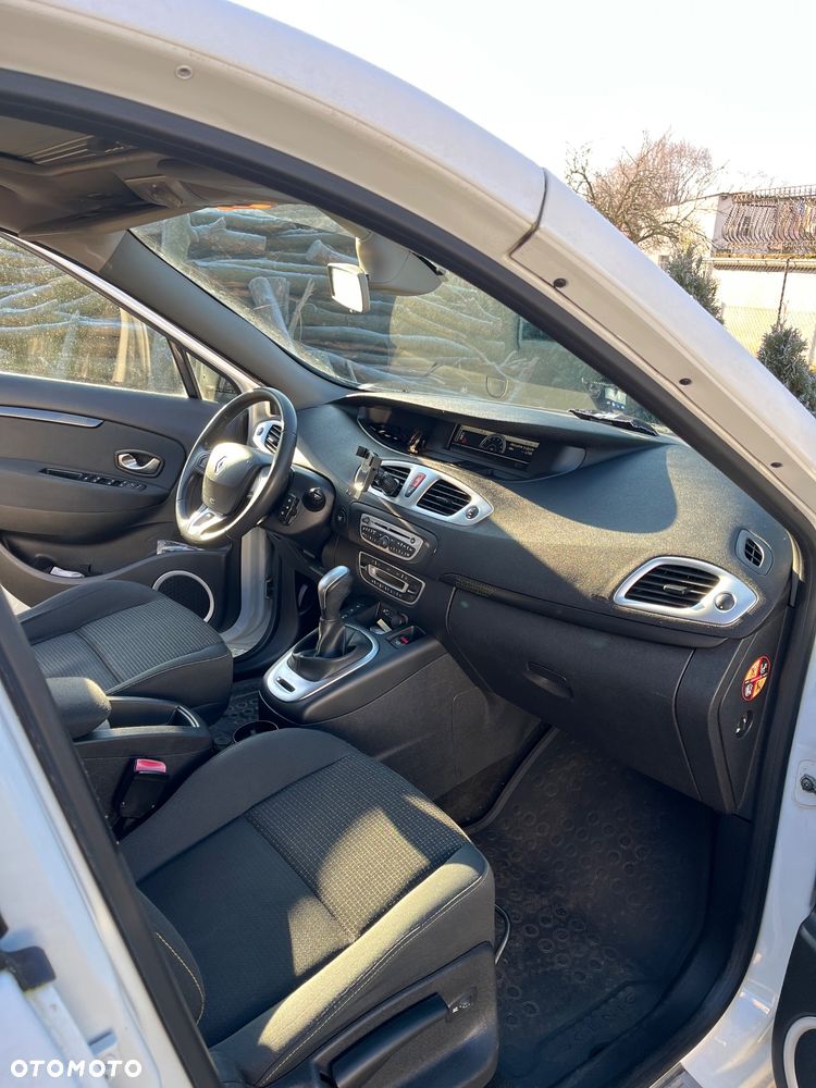 Renault Scenic - 6