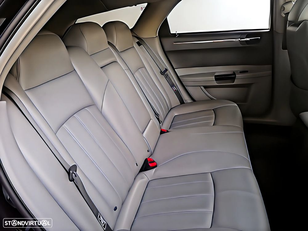 Chrysler 300 C 3.0 CRD - 16