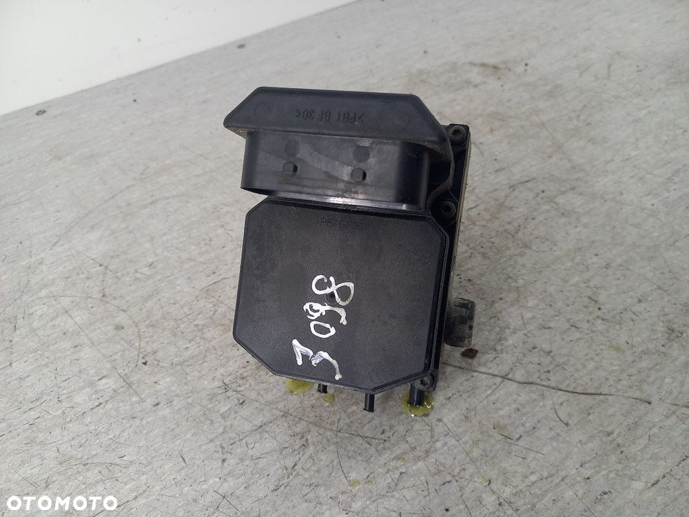 POMPA ABS AUDI A4 B6 0265225048  8E0614517  0265950011 BOSCH 2.0 20V - 3