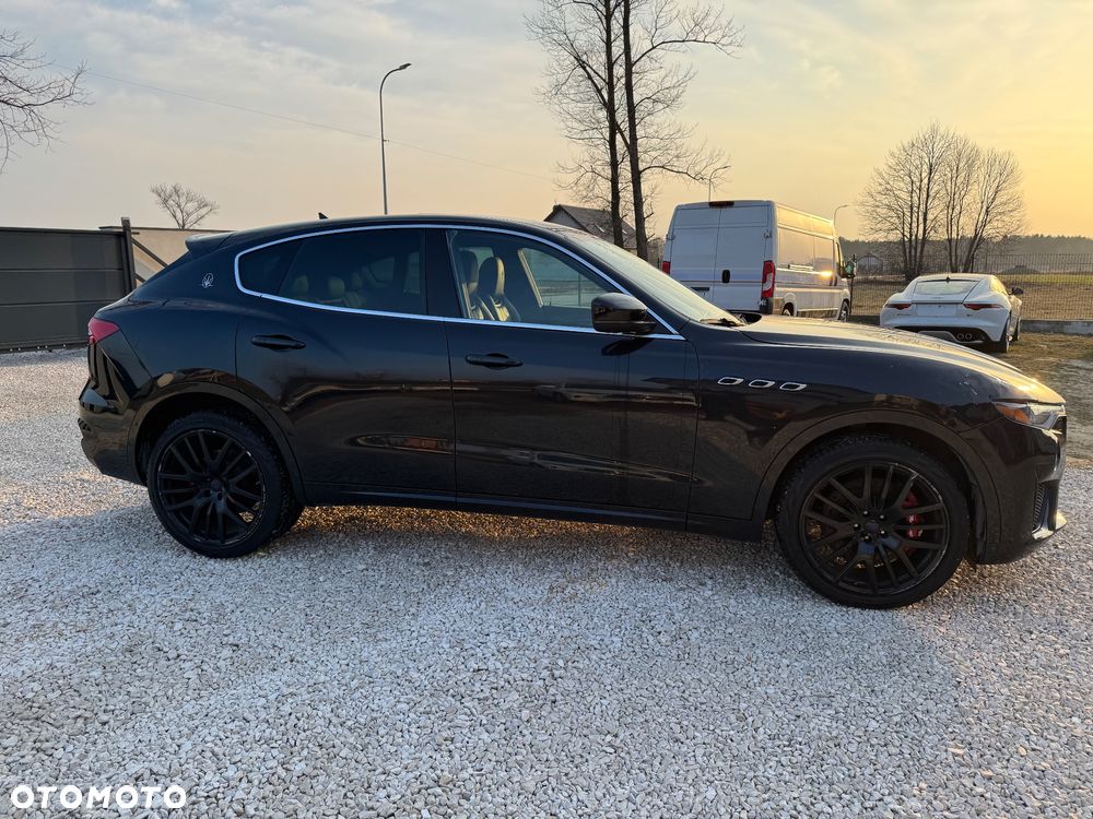 Maserati Levante GTS Q4 - 7