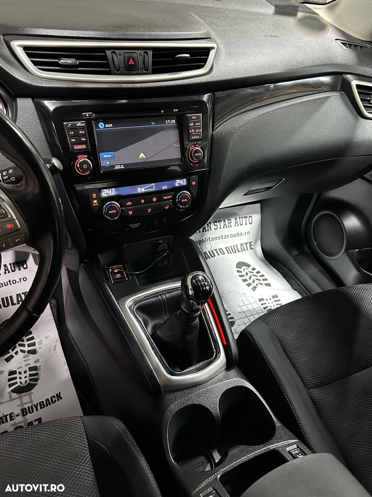 Nissan Qashqai 1.2 DIG-T TEKNA - 10