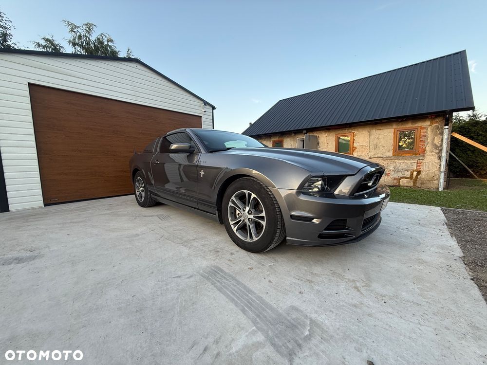 Ford Mustang 3.7 V6 Premium - 3