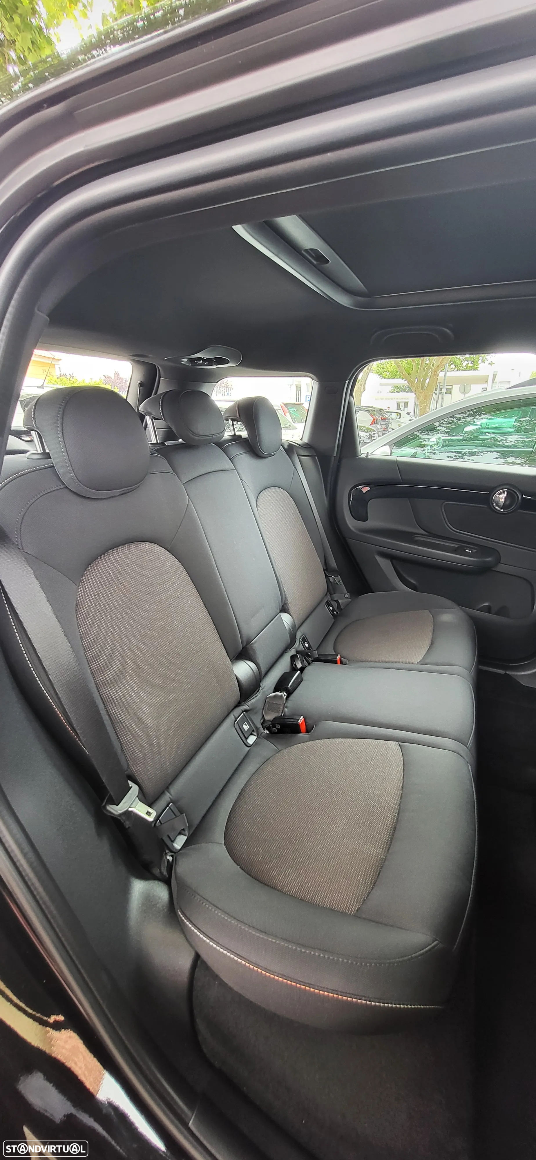 MINI Countryman Cooper SE ALL4 Classic Auto - 9