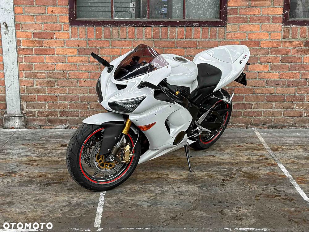 Kawasaki ZXR - 3