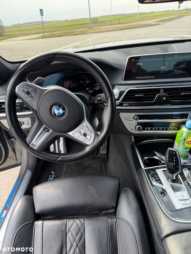BMW Seria 7 - 23
