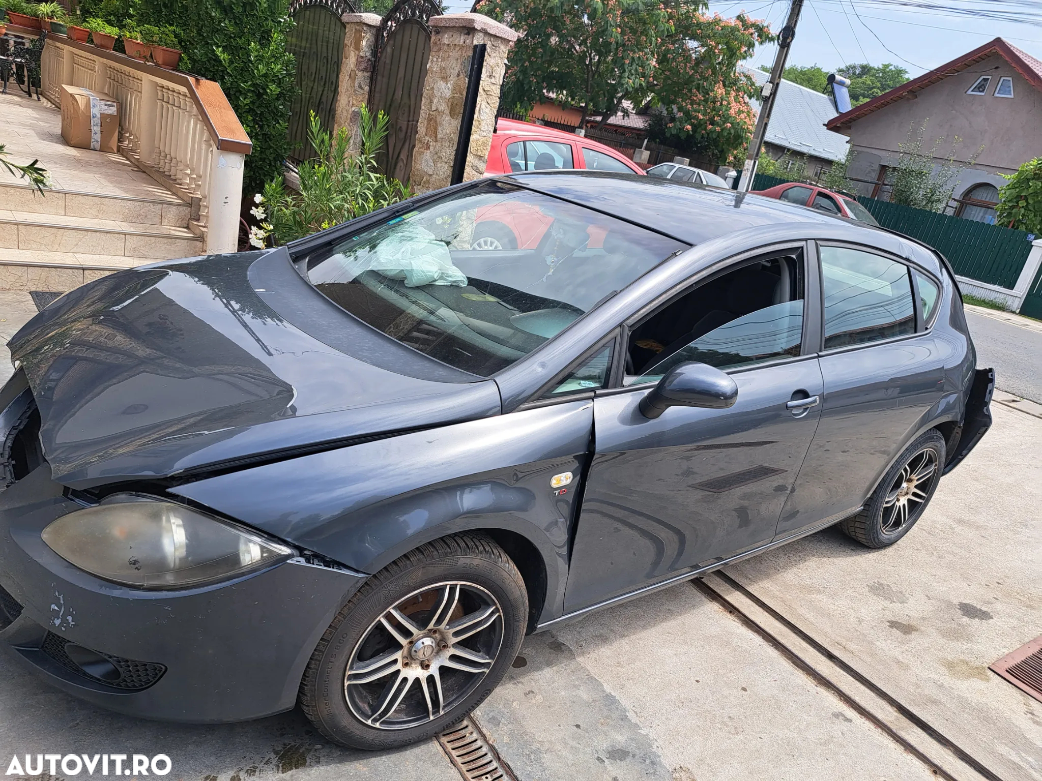 Dezmembram Seat Leon 2.0 tdi BKD 2008 - 3