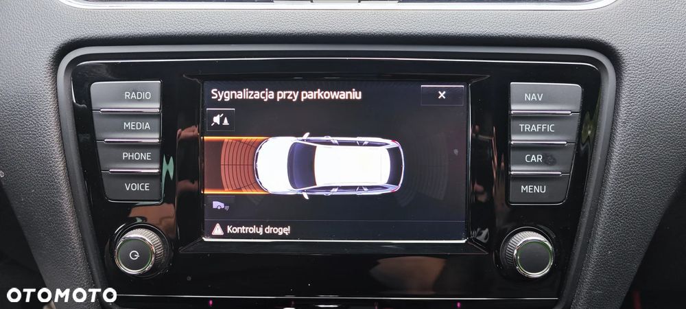 Skoda Octavia 2.0 TDI RS Challenge DSG - 26