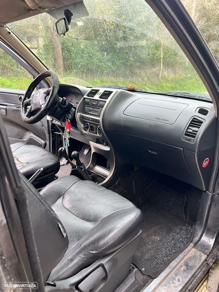 Nissan Terrano - 3