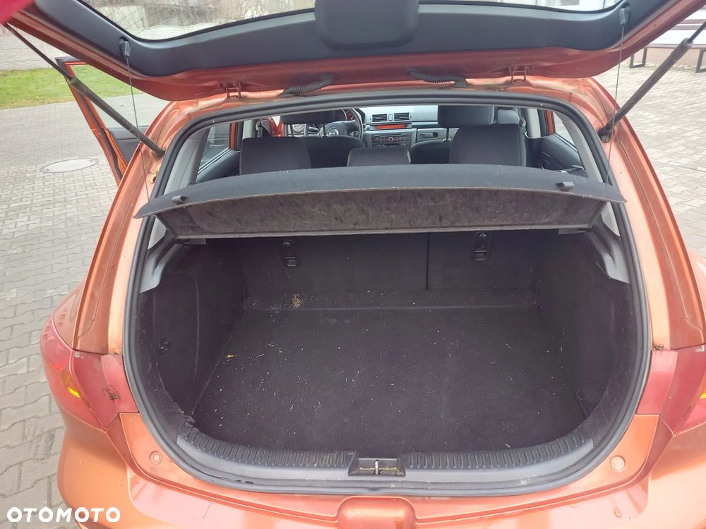 Mazda 3 1.6 Sport Comfort - 12