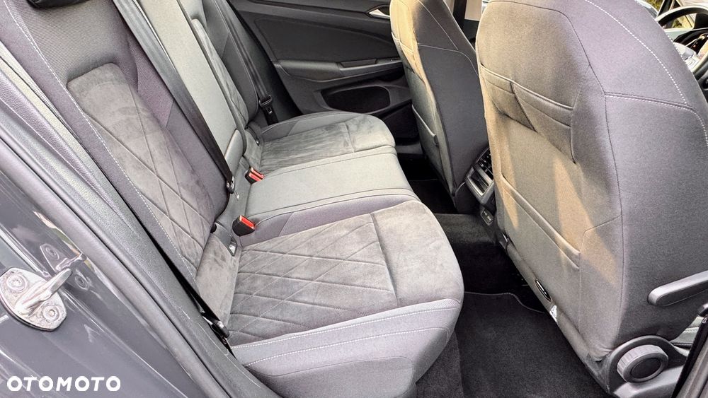 Volkswagen Golf 2.0 TDI Life - 23