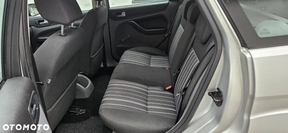 Ford Focus - 7
