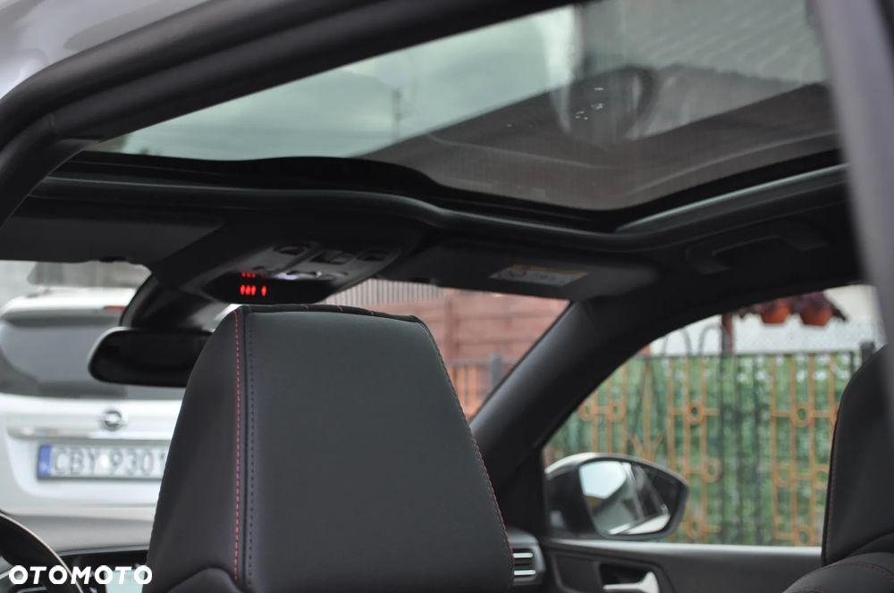Peugeot 308 BlueHDi 130 EAT8 Stop & Start GT Pack - 31