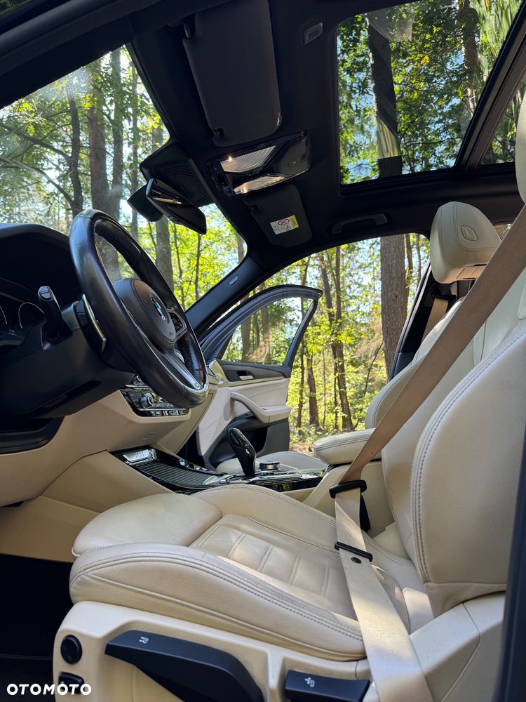 BMW X3 xDrive20d - 9