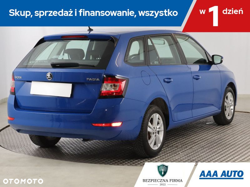 Skoda Fabia - 6