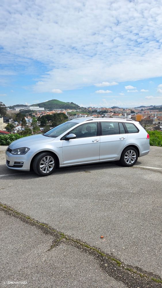 VW Golf 1.6 TDi BlueMotion Confortline - 2
