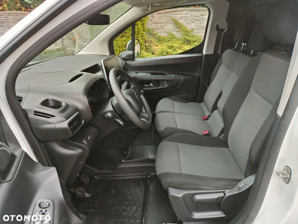 Citroën Berlingo XL Maxi 2022r L2 1.5 Diesel 130PS - 13