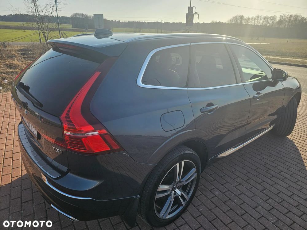 Volvo XC 60 T5 AWD Geartronic Momentum - 10
