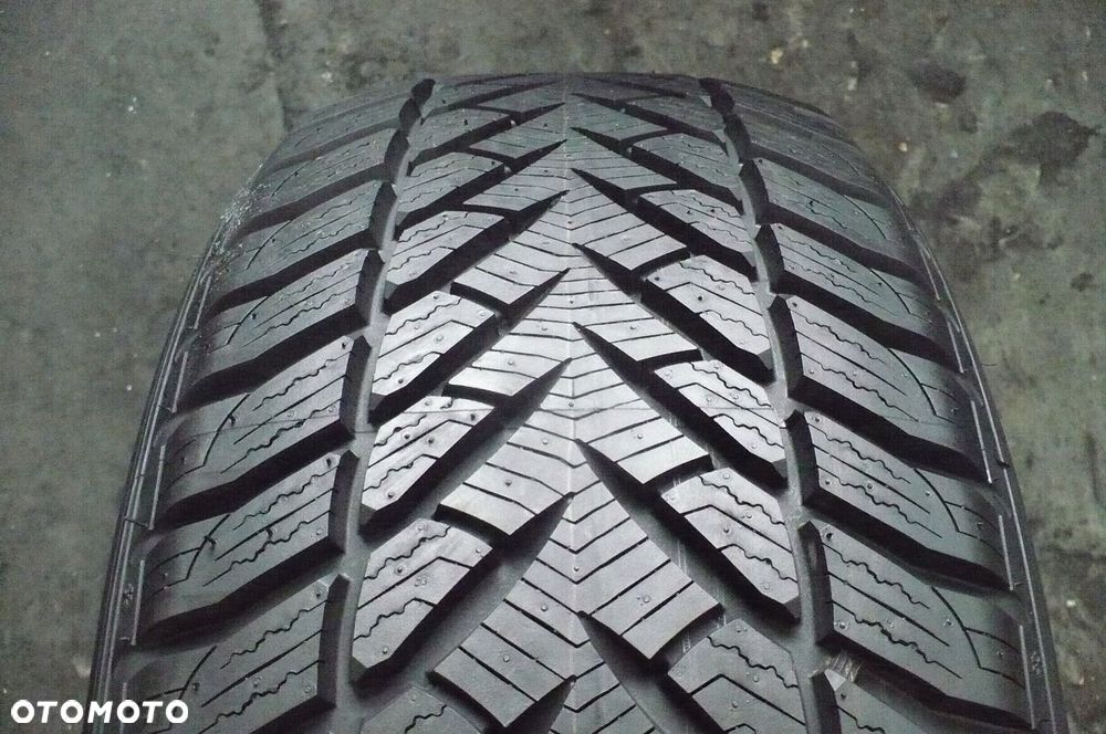 GOODYEAR Ultra Grip  SUV 4x4 255/55R18 NOWA 2022 - 1