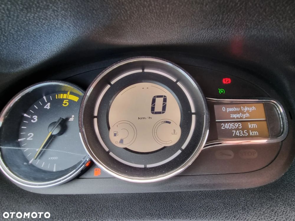 Renault Megane 1.6 dCi Energy Bose Edition - 13