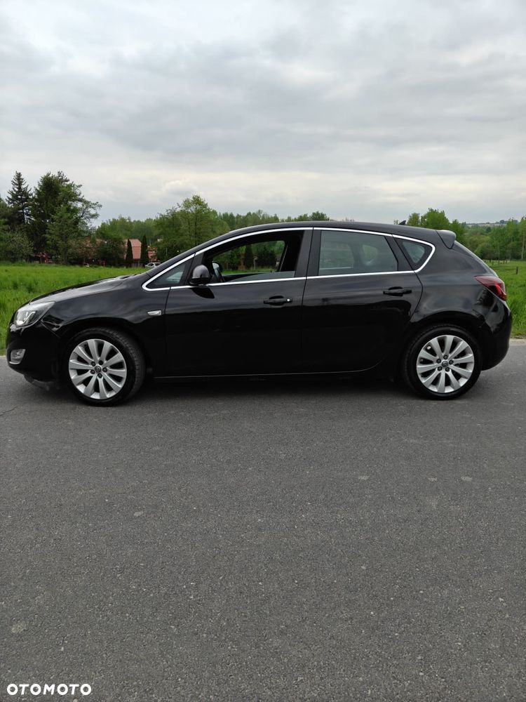 Opel Astra 1.4 T Cosmo - 3